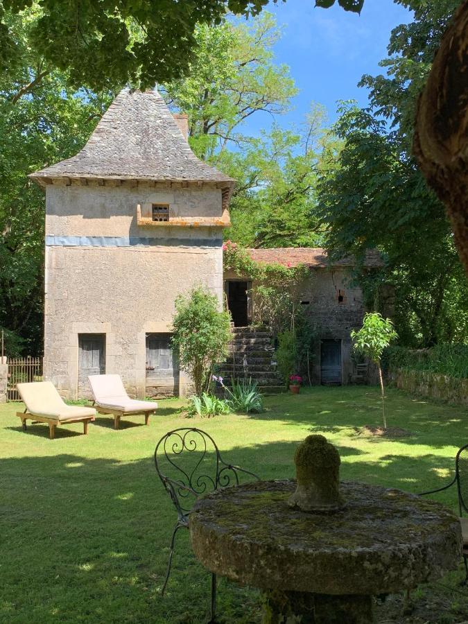 Chateau Mas De Pradie B&B Fountain View Room Foissac  Exterior photo